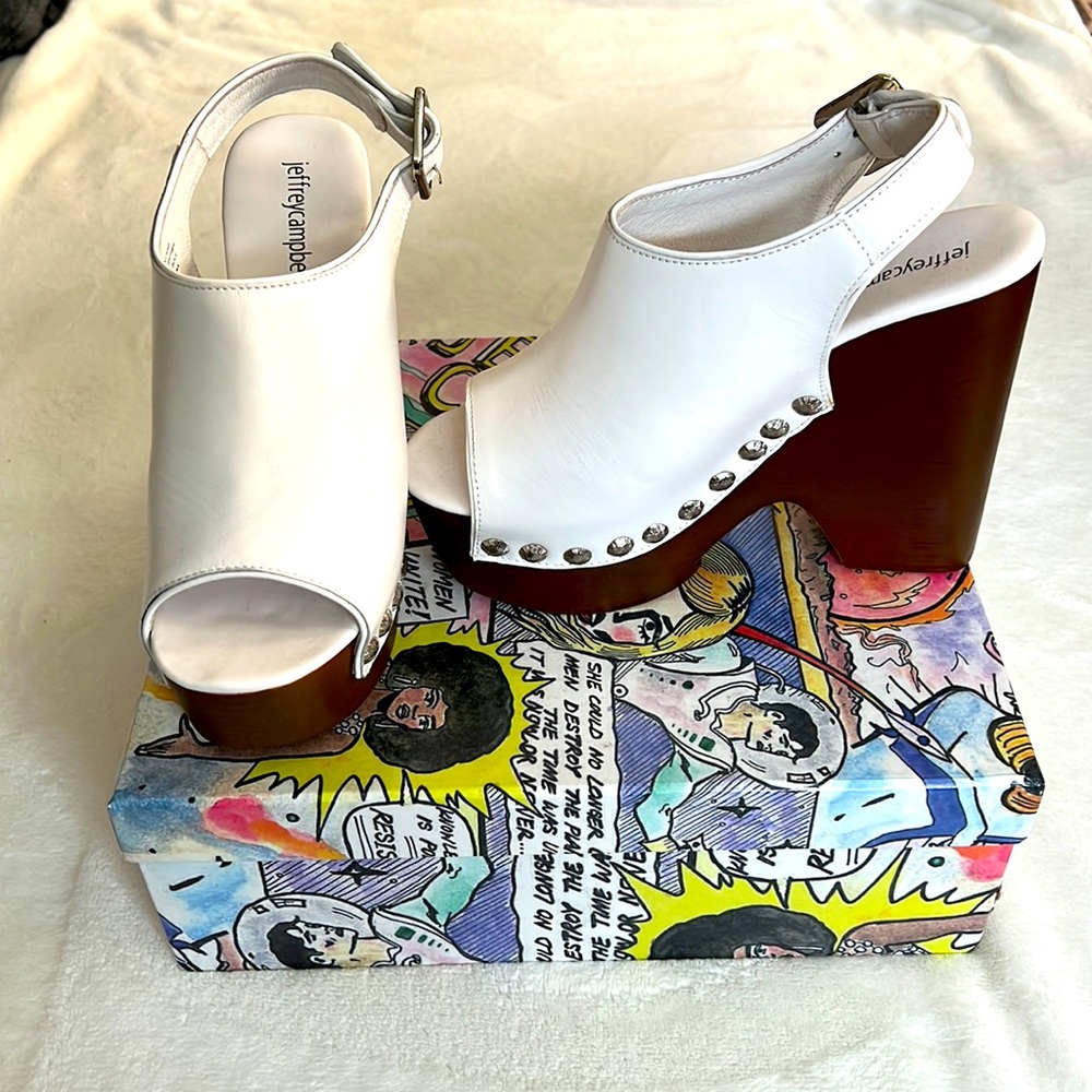 Jeffrey Campbell “Snicked” wedge size 7